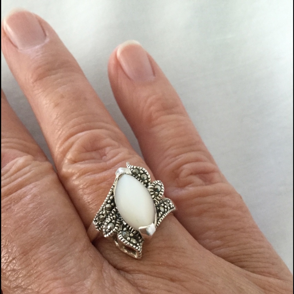 Beautiful mother of pearl and marcasite ring